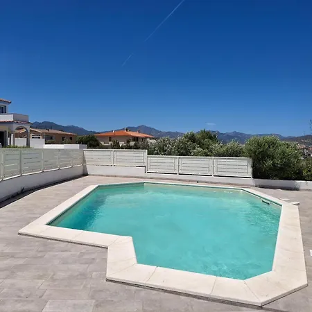 Con Piscina Vista Mare